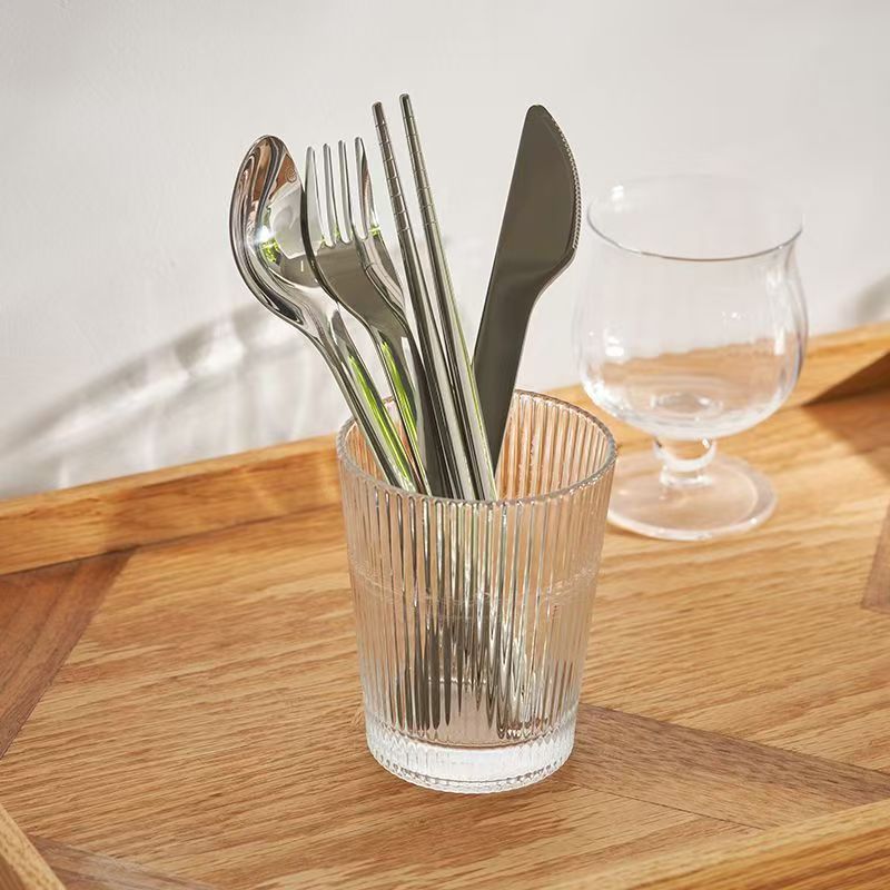 Portable Cutlery Set with Stor - Camping Cooking Utensils Kit recension och pris